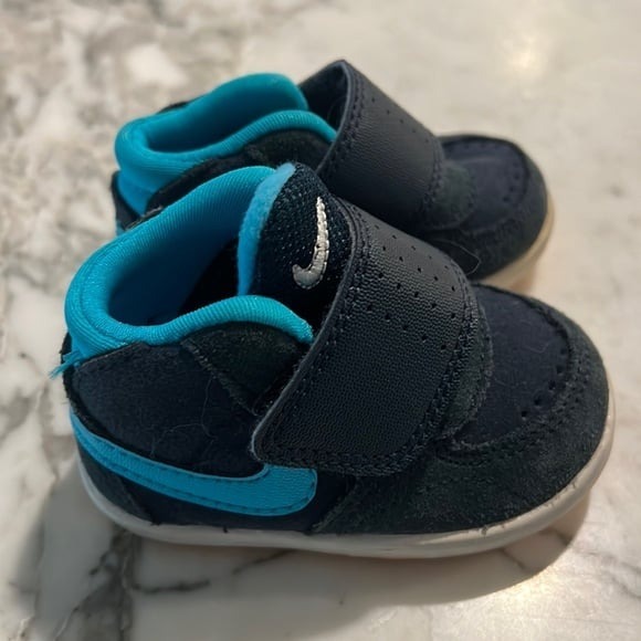 NIKE Dunks Blue High top Velcro Baby‎ Shoe Size 2 vans converse - Picture 1 of 5